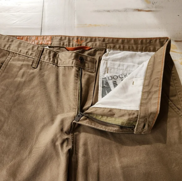 Dockers Alpha Slim Tapered Khakis Men's 38x32 - Picture 2 of 8